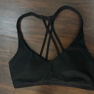 Under Armour Women's Black Crossback Sports Bra
